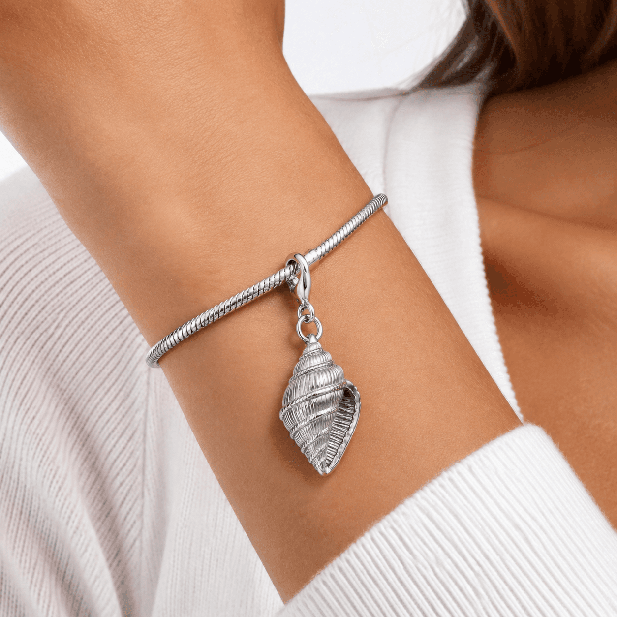 Iridescent Seashell Echo Charm 5