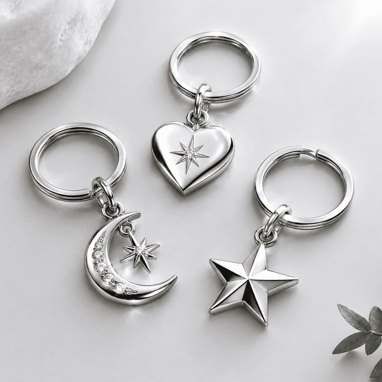Guide to stainless steel cheap bulk keychain charms: Cut Costs