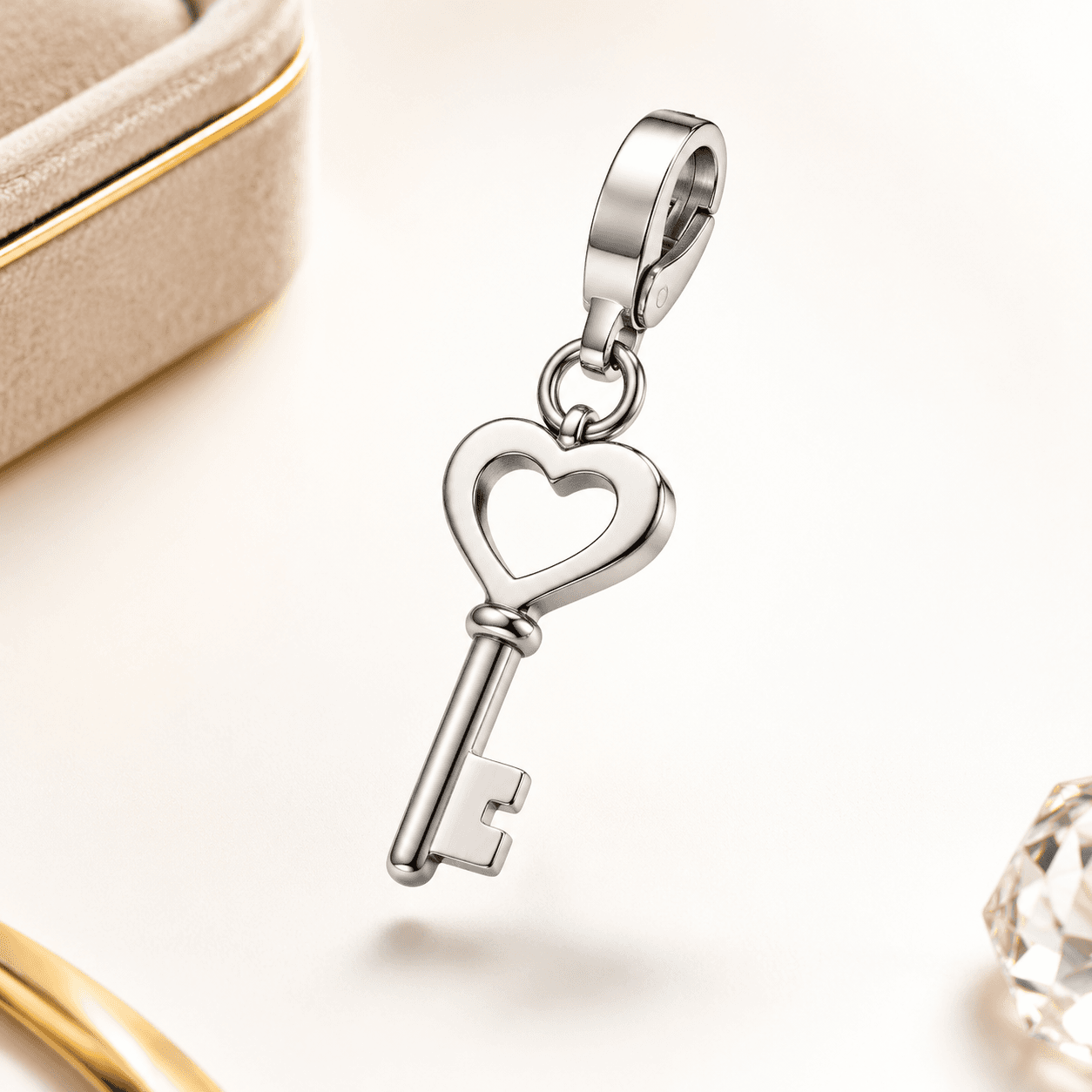 Stainless Steel Wholesale Charms for Keychains: Quality Checklist - Blog Header Image