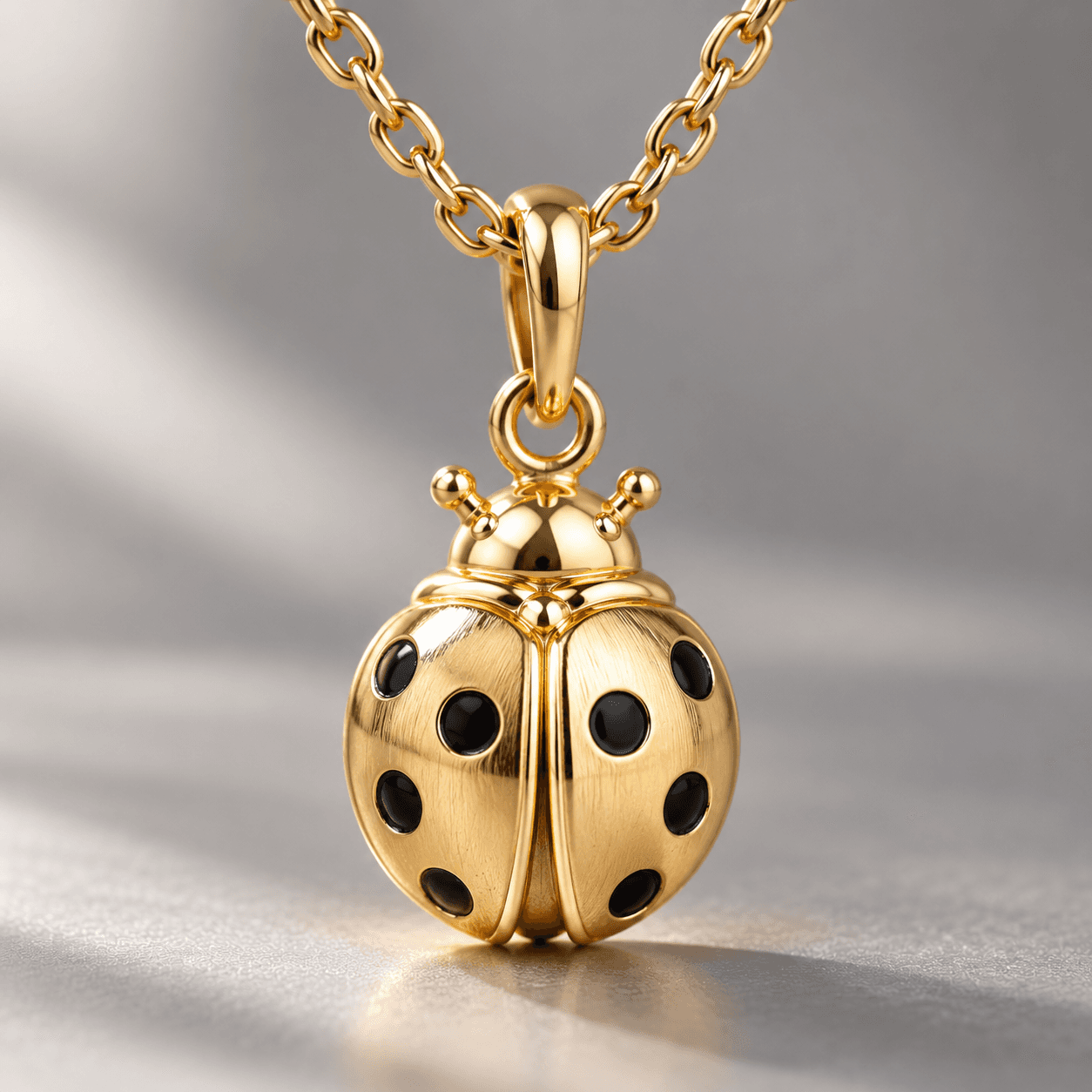 Ladybug charm gold: Material Insights for Designers