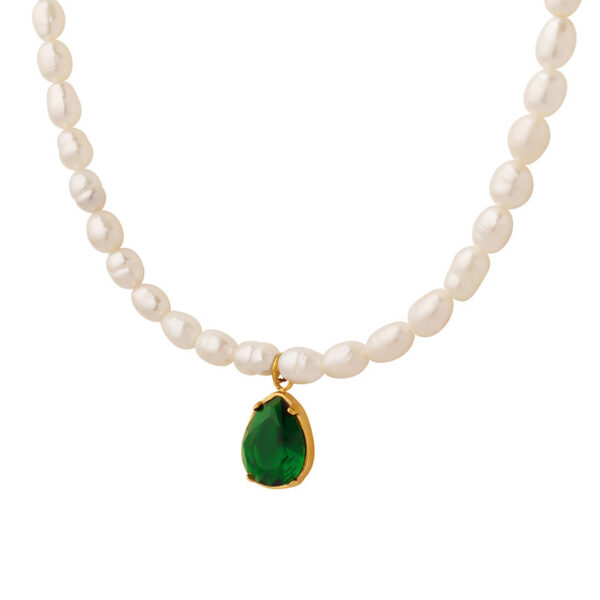 Green Zircon Teardrop Pendant Pearl Necklace